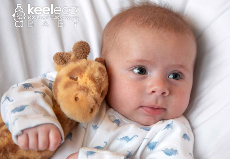 Keel Toys Keeleco Huggy Giraf bamse - 17cm. Super blød krammebamse til din baby. 100% miljøvenlig. Lev. 1-3 hverdg. Fri fragt fra 499,-